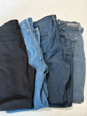 Women’s size 8 Petite/Short Jeans 5 Pairs Various Brands & Colors